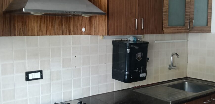 3 bhk furnished flat for rent